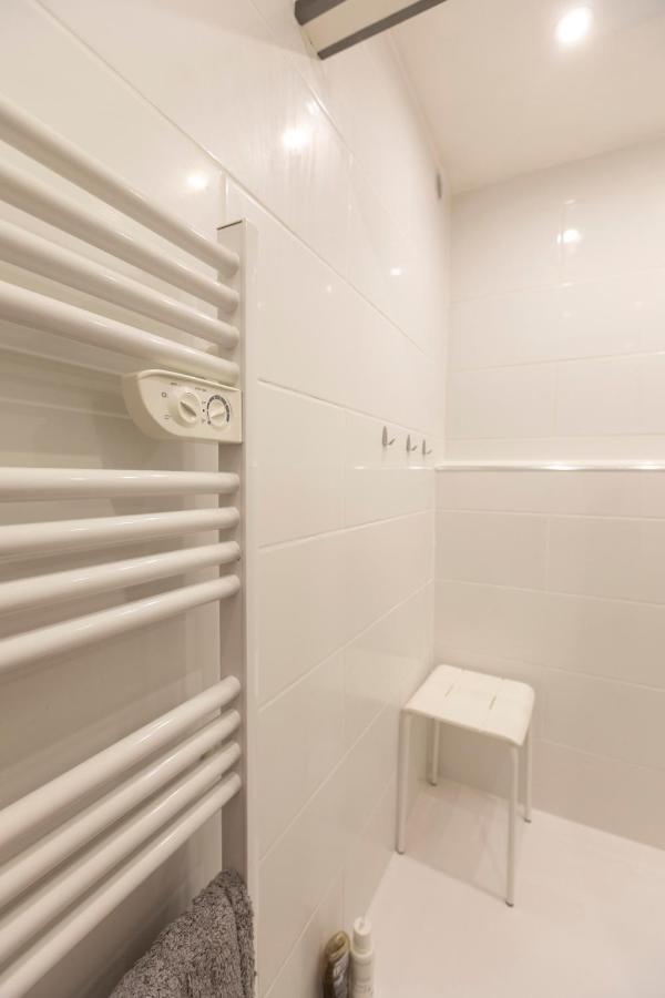Appartement T3 Traversant Residence Standing Garage Et Piscine Exterieure Gratuits Sète Exterior foto